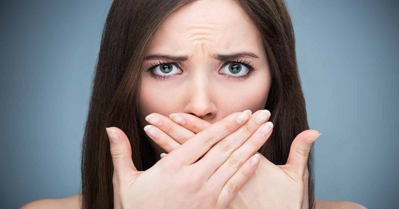 Khử mùi hôi khi ăn tỏi