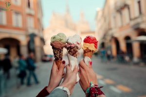 sự khác biệt giữa bột làm kem cứng và bột làm kem tươi