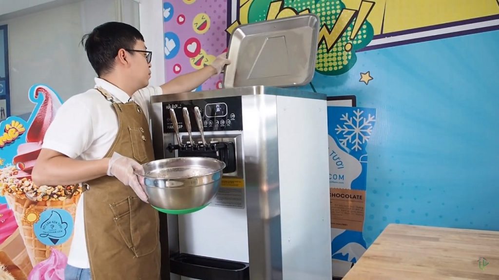 cách làm kem tươi bằng bột làm kem tươi chính hãng