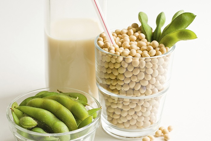 uống sữa đậu nành giúp phòng ngừa ung thư tuyến tiền liệt