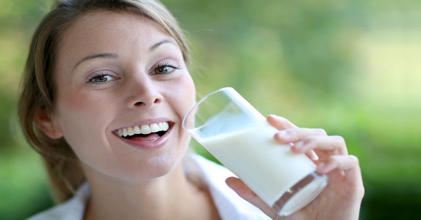 Sữa loại bỏ mùi hôi từ tỏi hiệu quả