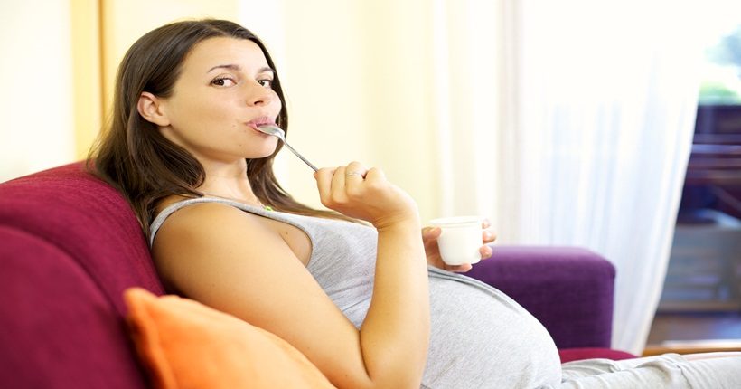 Phụ nữ mang thai nên hạn chế uống đậu nành