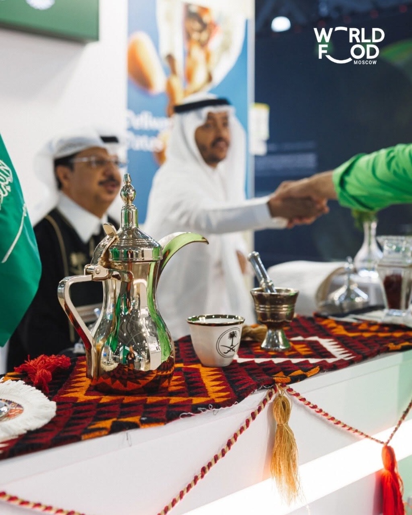 ThucPham.com tại WorldFood Moscow 2026 – Ngày khai mạc 5 Đại diện doanh nghiệp bắt tay kết nối cơ hội hợp tác B2B quốc tế tại triển lãm WorldFood Moscow 2026
